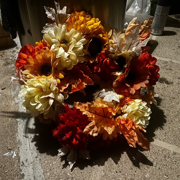 Medium autumn/fall themed wreath🍂🍁🍃 - Picture 2 of 10